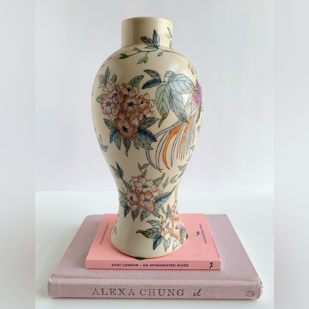 Vintage Chinoiserie Floral and Bird Pattern Vase - Picture 3 of 7